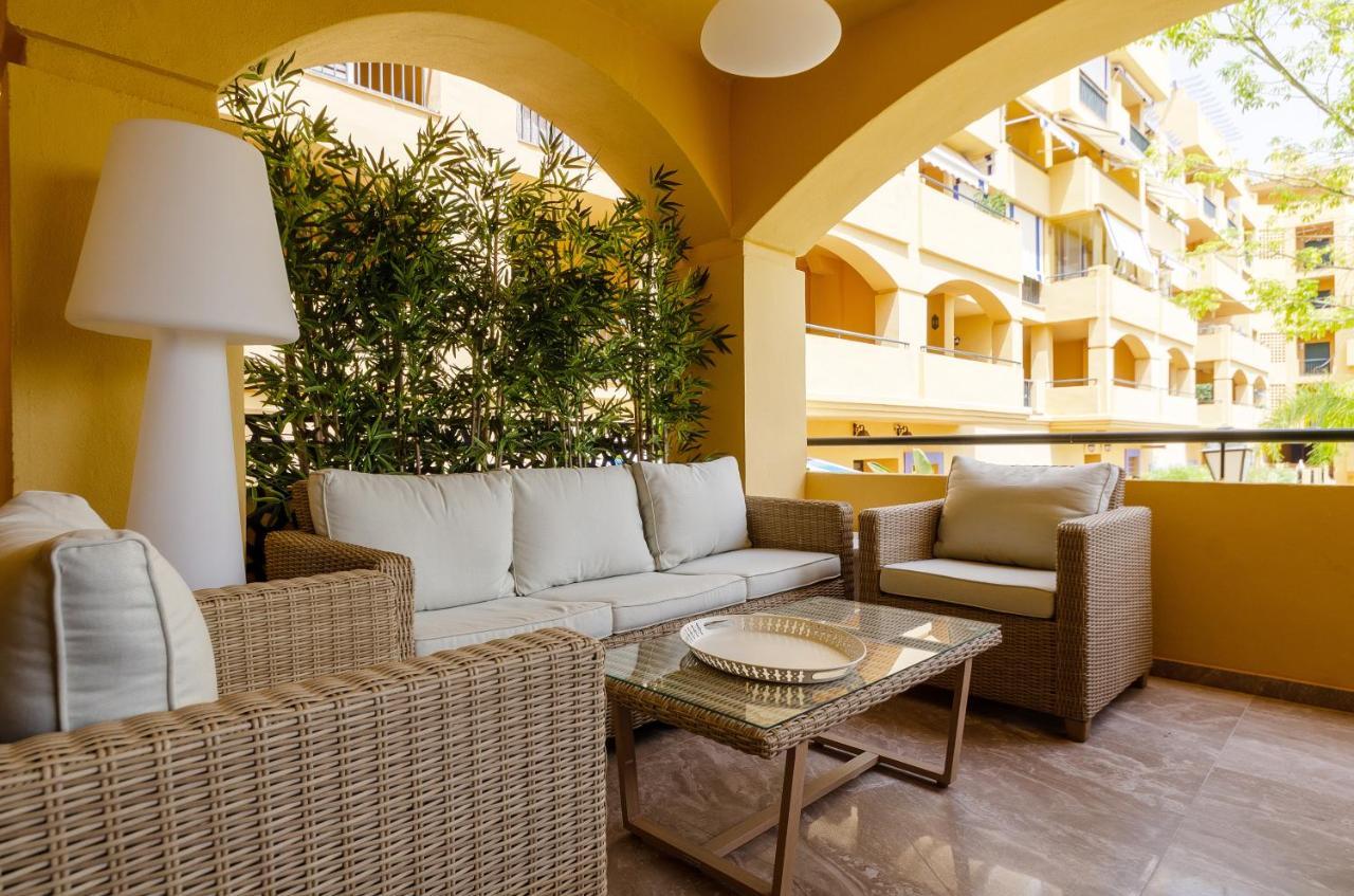 Luxury Blue Coast Seaside Retreat Marbella Lägenhet Exteriör bild