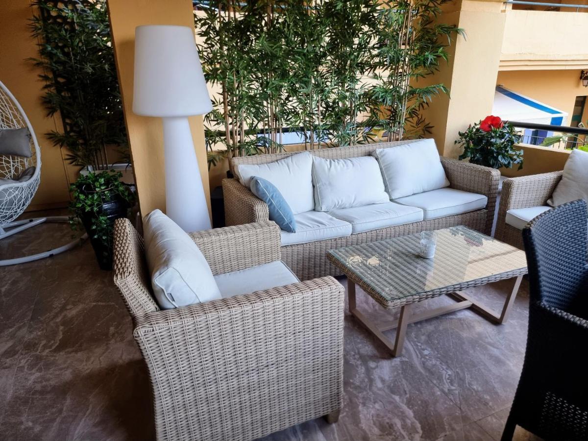 Luxury Blue Coast Seaside Retreat Marbella Lägenhet Exteriör bild