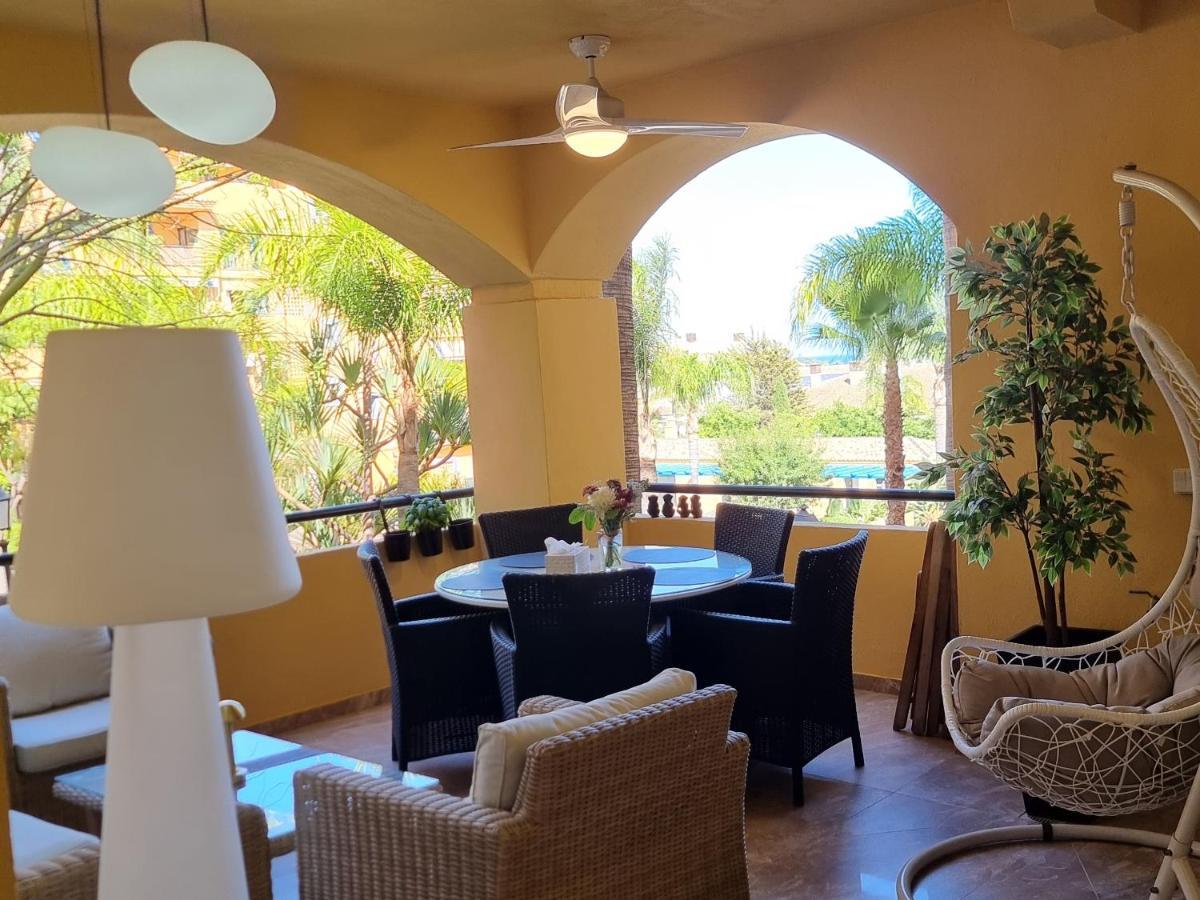 Luxury Blue Coast Seaside Retreat Marbella Lägenhet Exteriör bild