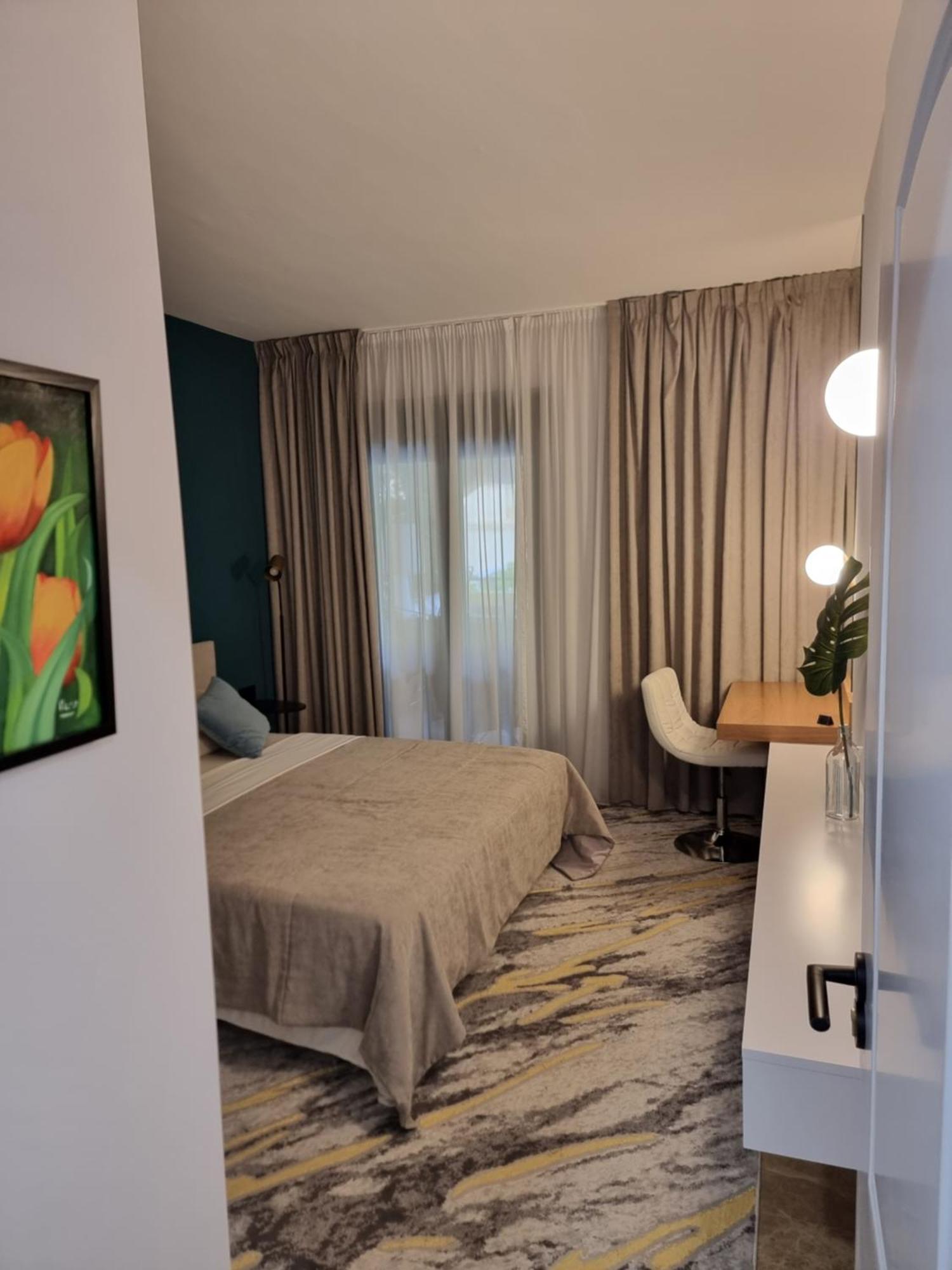 Luxury Blue Coast Seaside Retreat Marbella Lägenhet Exteriör bild