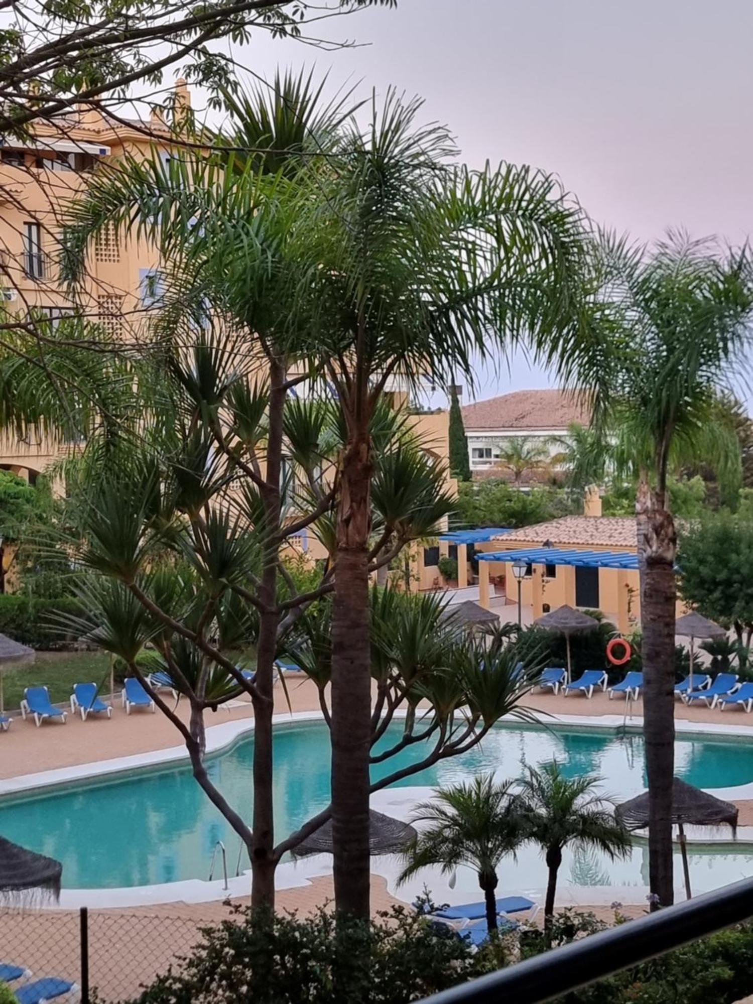 Luxury Blue Coast Seaside Retreat Marbella Lägenhet Exteriör bild